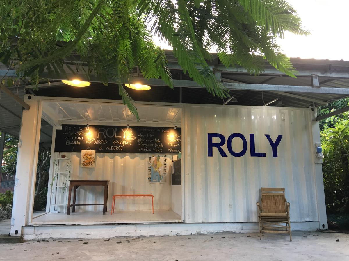 Roly Airport Residence Rangoon Eksteriør billede